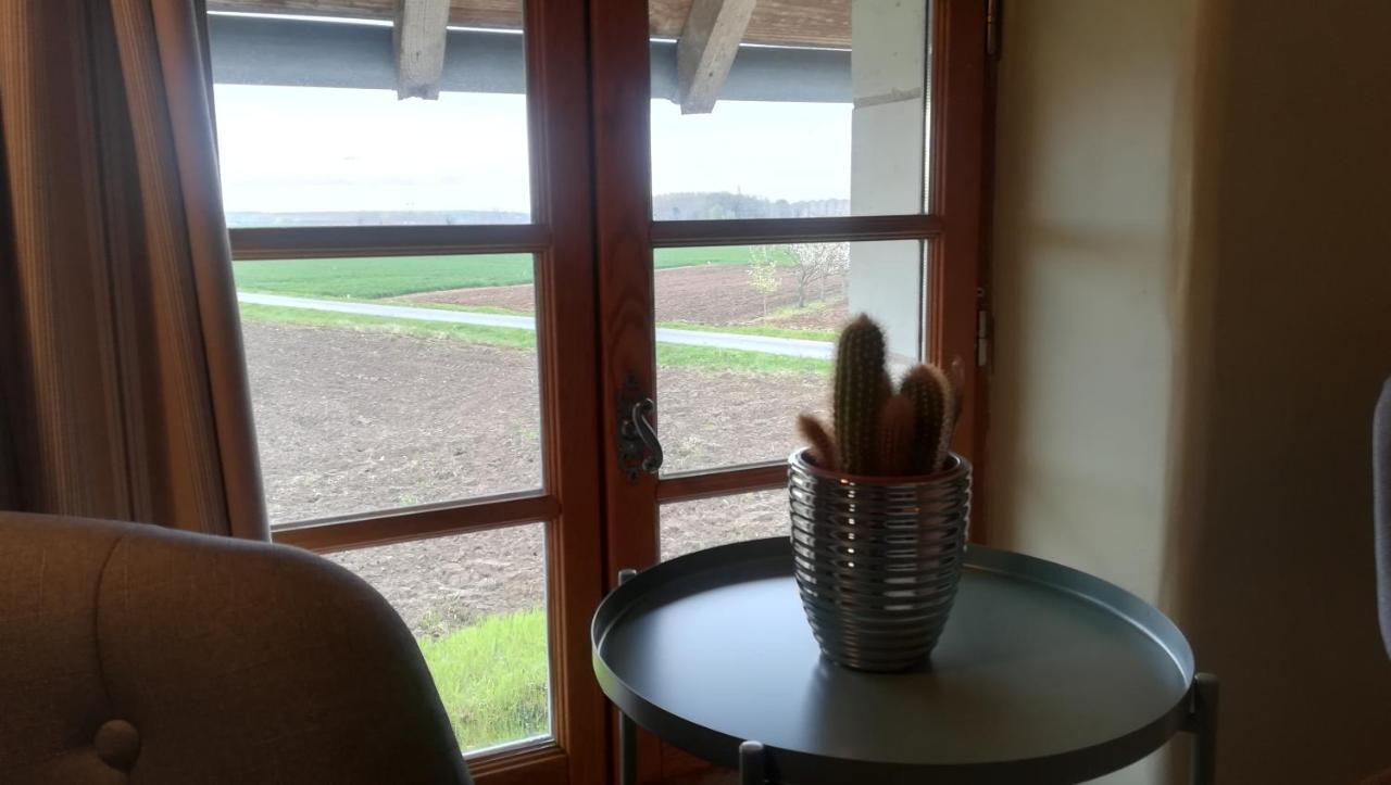 Gîte et chambres d'hôtes Le Chêne Billault Pouant Extérieur photo