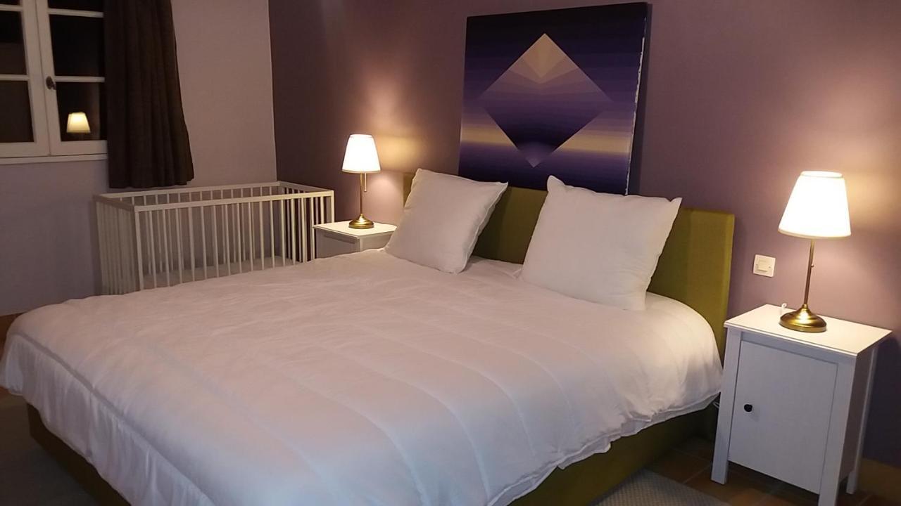 Gîte et chambres d'hôtes Le Chêne Billault Pouant Extérieur photo
