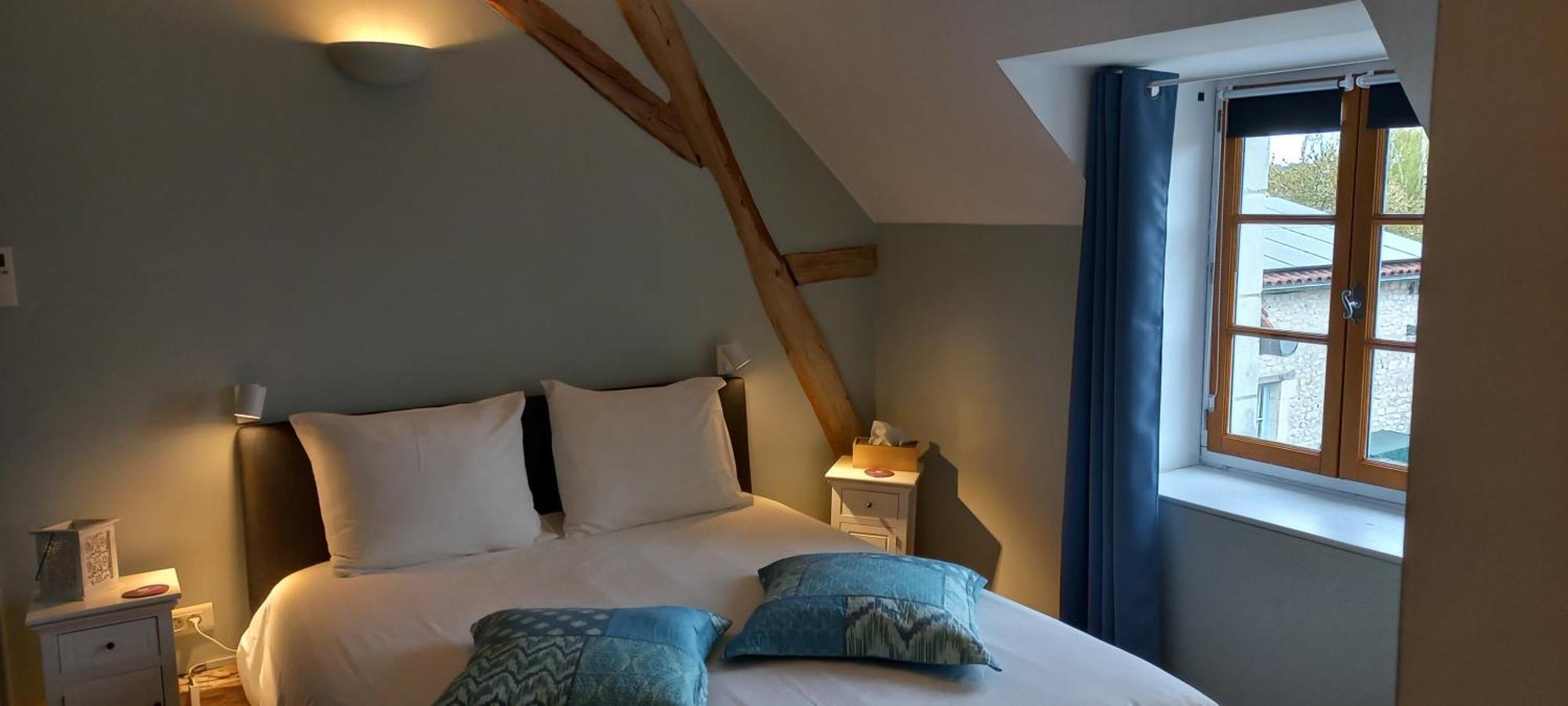 Gîte et chambres d'hôtes Le Chêne Billault Pouant Extérieur photo